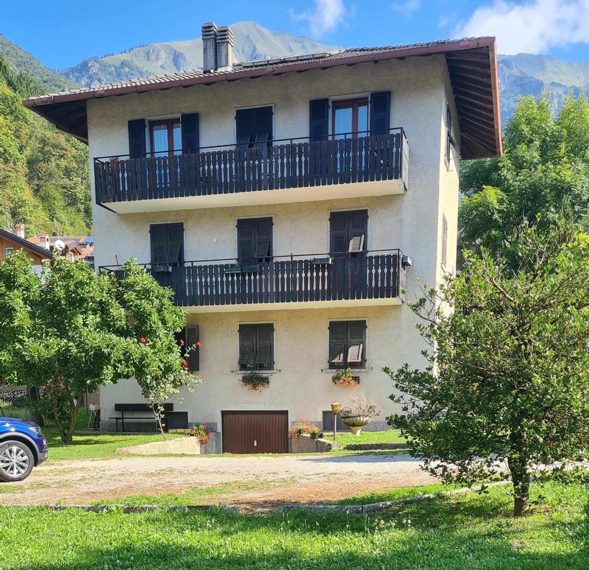 Apartamento Bioledro Casa Lena Mezzolago Exterior foto