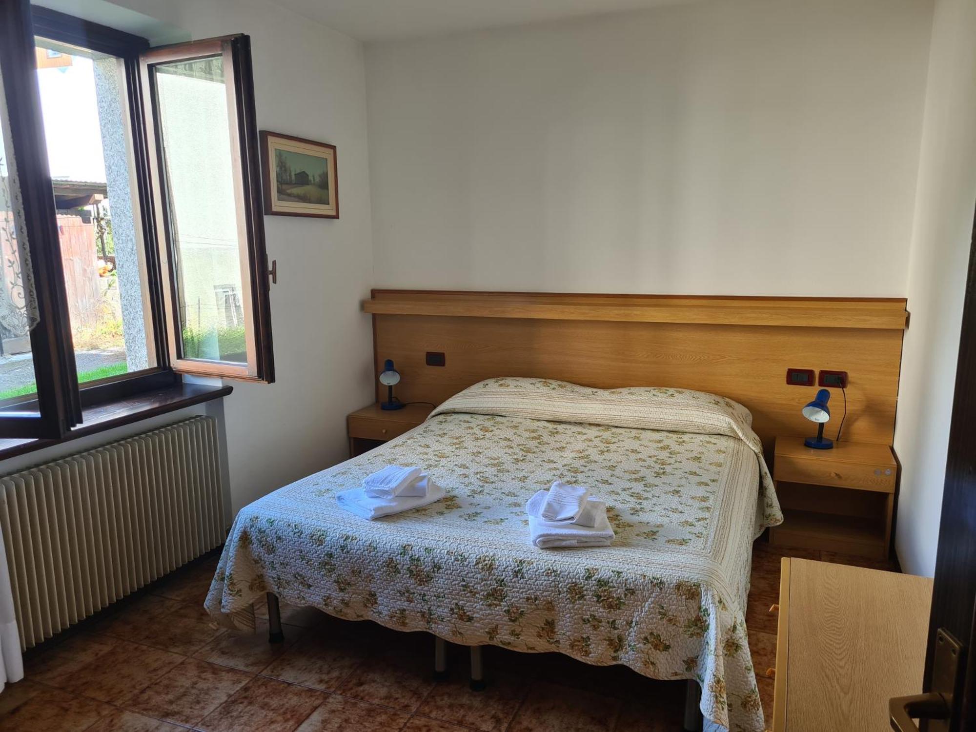 Apartamento Bioledro Casa Lena Mezzolago Exterior foto
