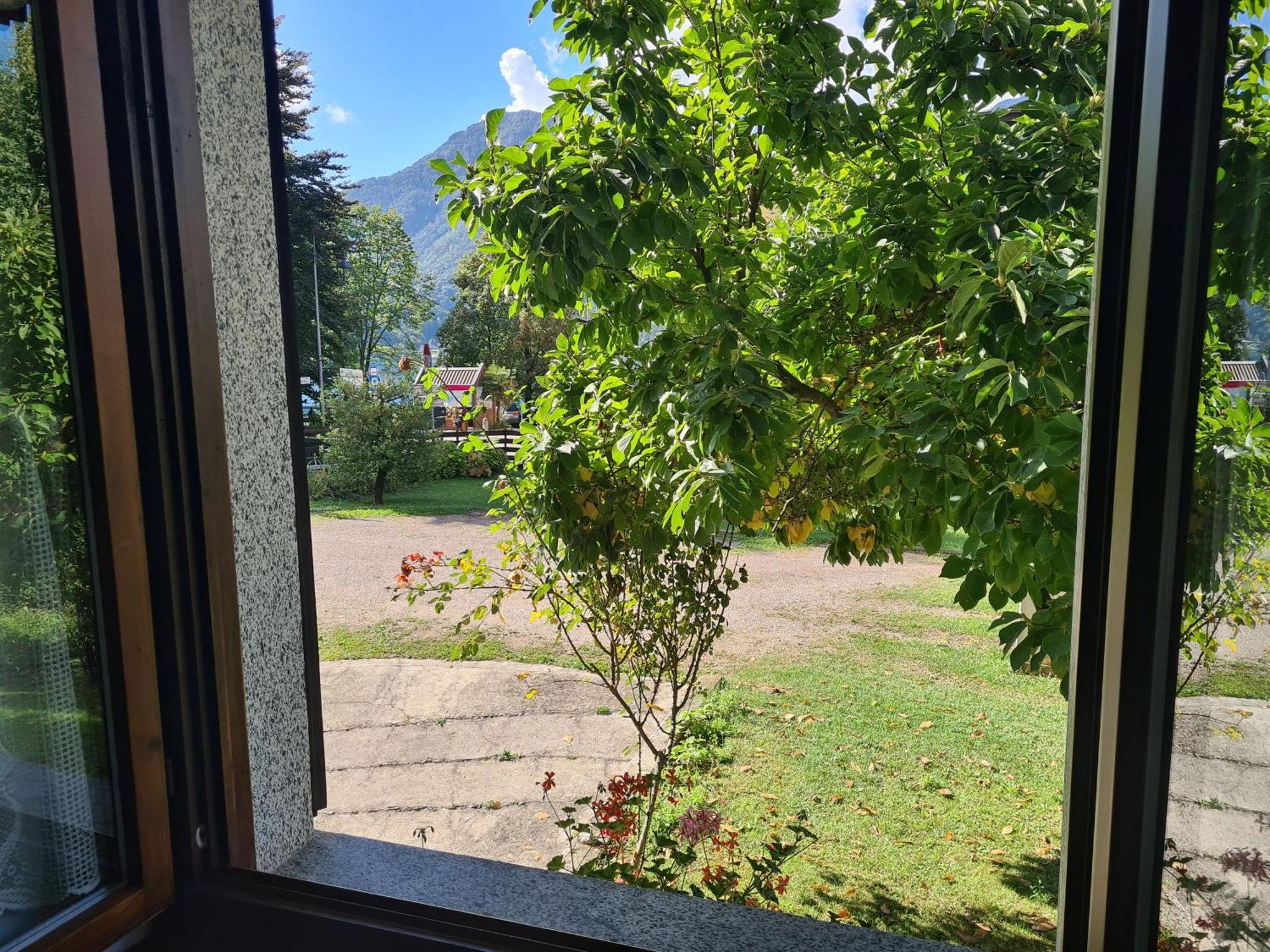 Apartamento Bioledro Casa Lena Mezzolago Exterior foto