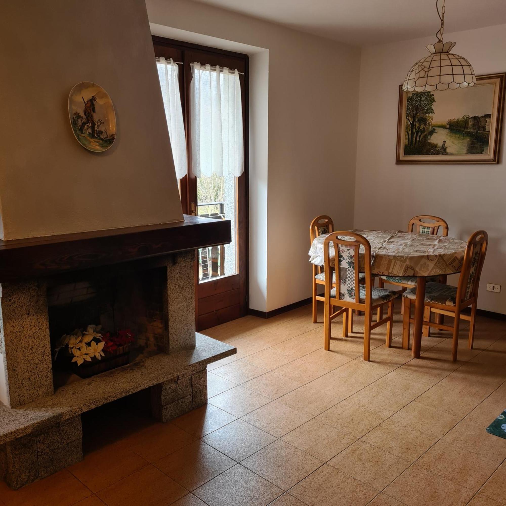 Apartamento Bioledro Casa Lena Mezzolago Exterior foto